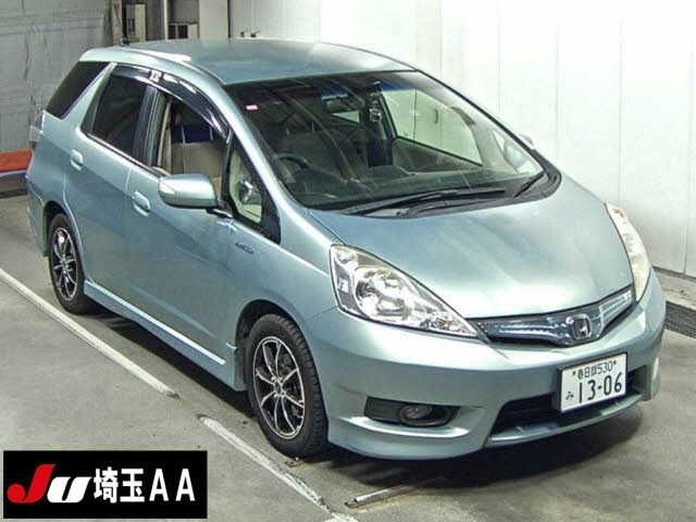 17218 Honda Fit shuttle GP2 2013 г. (JU Saitama)